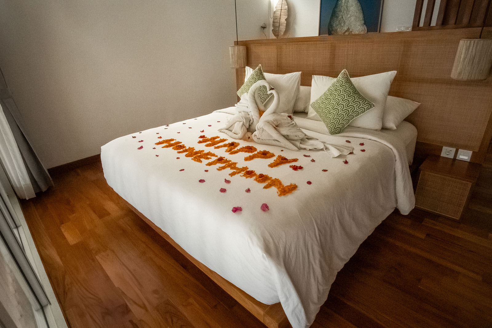 Honeymoon & Romantic Escape – The Angsa Villas